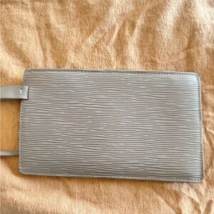 Gray Textured Leather Wallet
